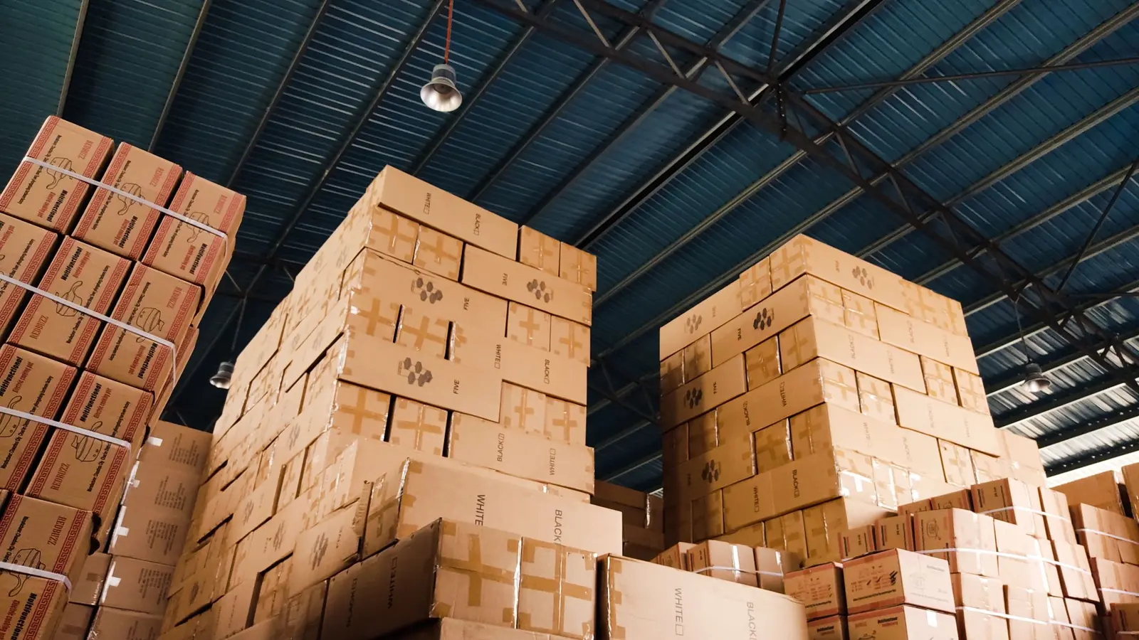 Foodservice distribution for Commerce & Vernon restaurants — Sweet Jimmy's Foods